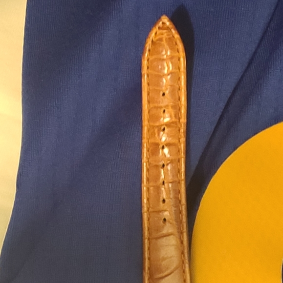 America Perry Ellis Watch - Picture 5 of 16